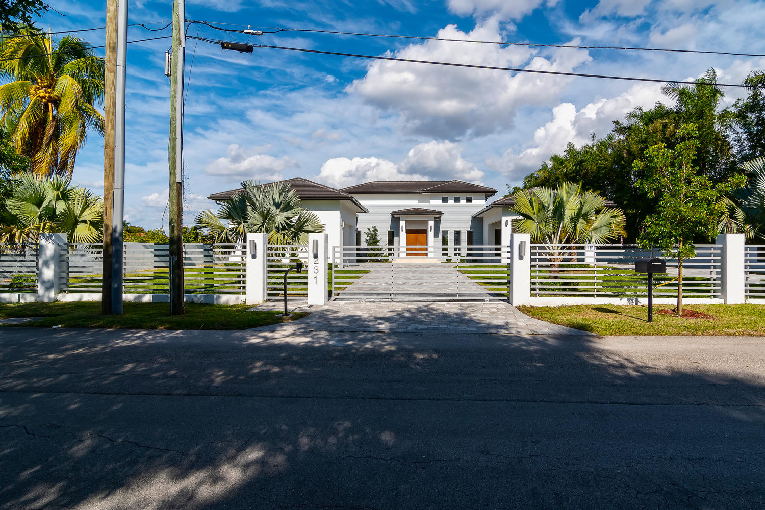 231 NW 124th Avenue